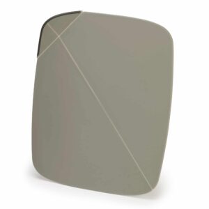 Folding chopping board for kitchen in red with non-slip feet and smart pouring design