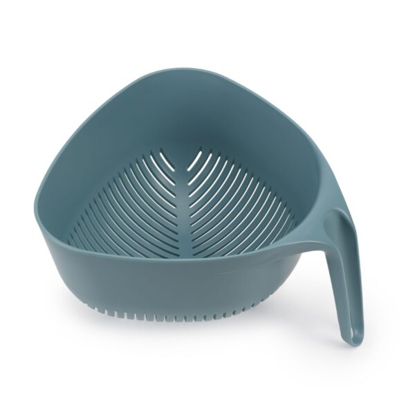 Ultimate Triangular Kitchen Colander   Smart & Stable