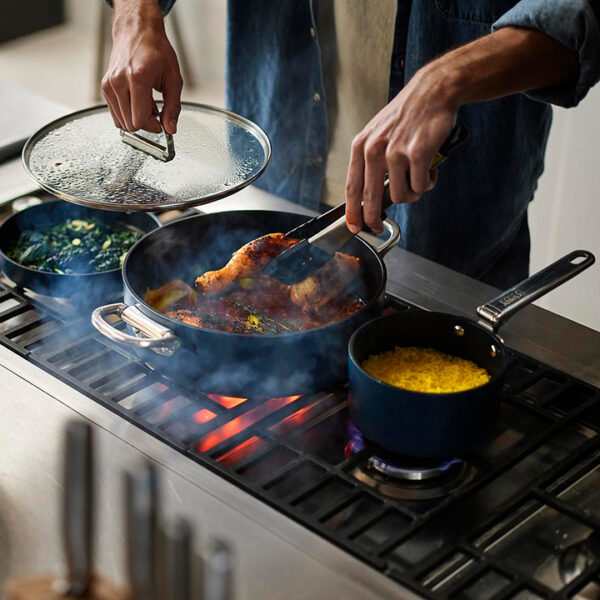 Powerful Space 15 cm Non Stick Saucepan with Folding Handle