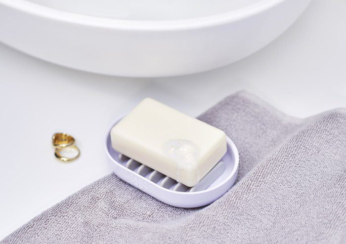 cebc4081-805f-4b2c-9477-226d8ce4968b.jpg.jpg Duo Quick-drain Soap Dish - White