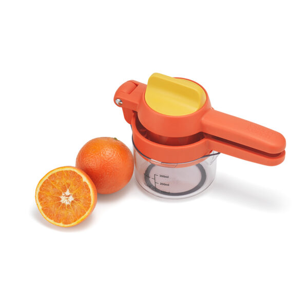 JuiceMax Plus Dual-Action Citrus Press with Measuring Cup